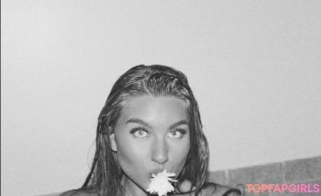 Trinity nude leaked OnlyFans photo #5