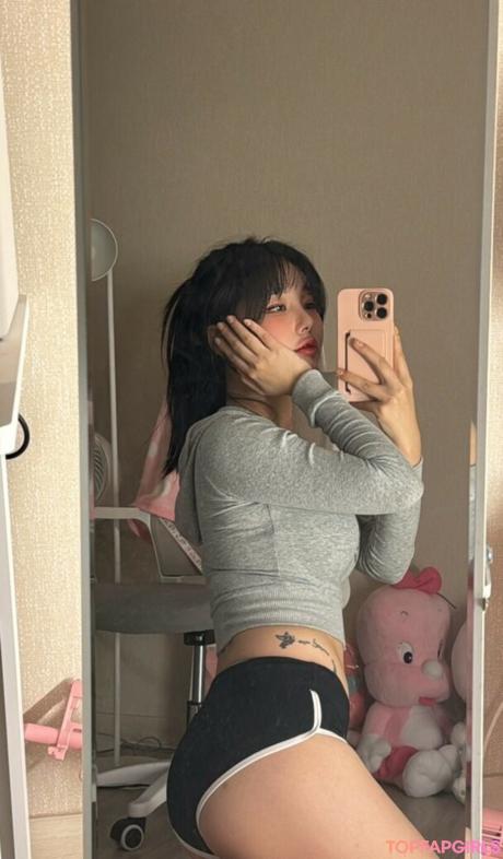 ChuJeong nude leaked OnlyFans photo #12