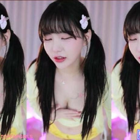 ChuJeong nude leaked OnlyFans photo #5