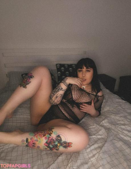 Gothgabriella nude leaked OnlyFans photo #76