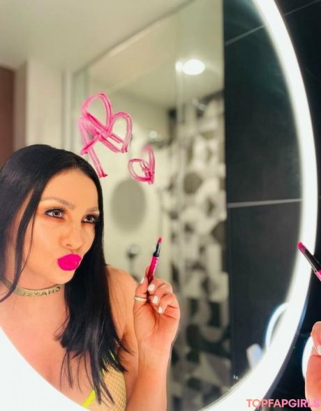 Audreybitoni nude leaked OnlyFans photo #188