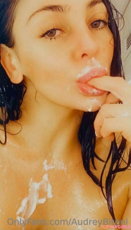 Audreybitoni nude leaked OnlyFans photo #359