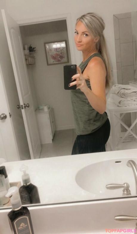 Sexymomkatie nude leaked OnlyFans photo #144