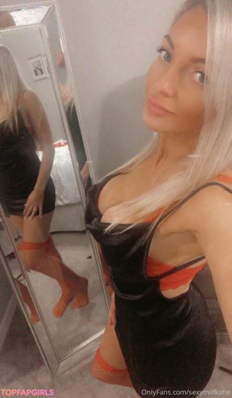 Sexymomkatie nude leaked OnlyFans photo #256
