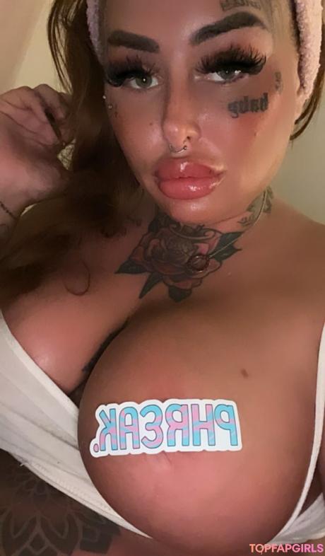 Amy nude leaked OnlyFans photo #4