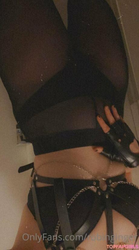 Robinginger nude leaked OnlyFans photo #19