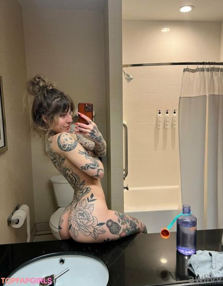Awlivv nude leaked OnlyFans photo #31