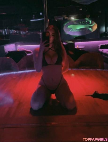 Renee808 nude leaked OnlyFans photo #24