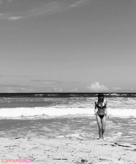 Alinne nude leaked OnlyFans photo #10