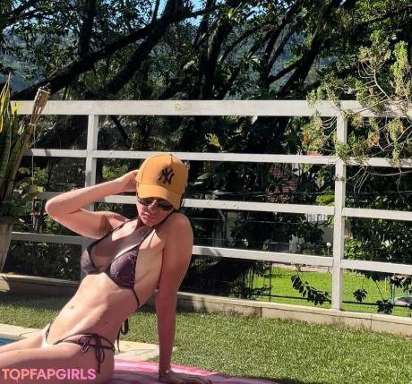 Alinne nude leaked OnlyFans photo #19