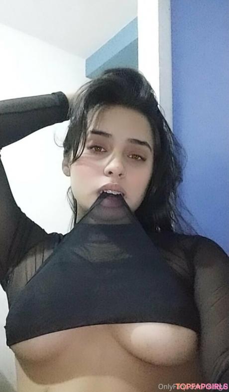 Yiyisweetcousin nude leaked OnlyFans photo #4