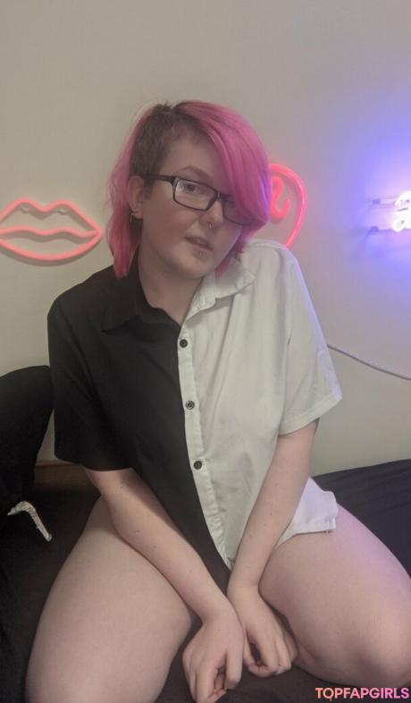 Emopink69 nude leaked OnlyFans photo #122
