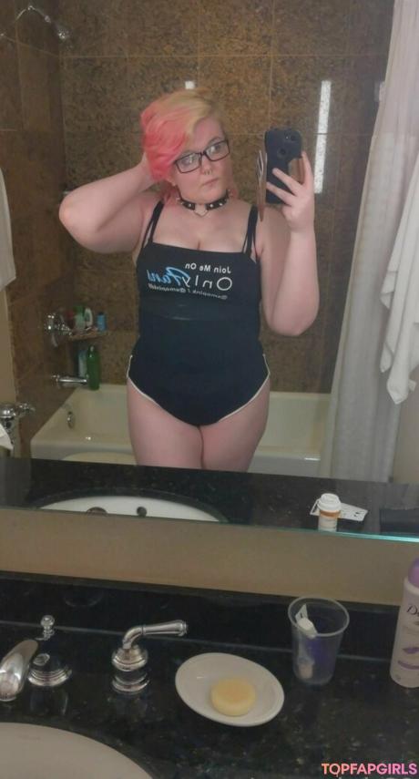 Emopink69 nude leaked OnlyFans photo #215