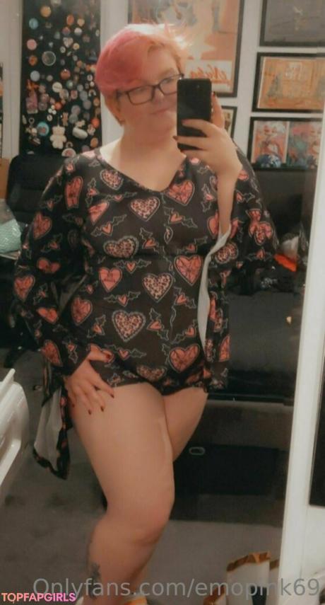 Emopink69 nude leaked OnlyFans photo #218