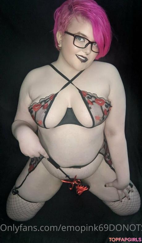 Emopink69 nude leaked OnlyFans photo #223