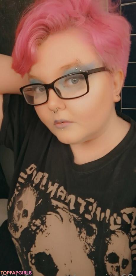 Emopink69 nude leaked OnlyFans photo #30