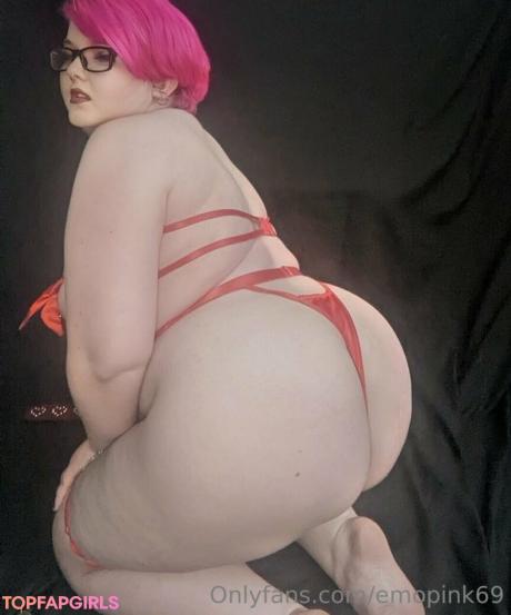 Emopink69 nude leaked OnlyFans photo #58