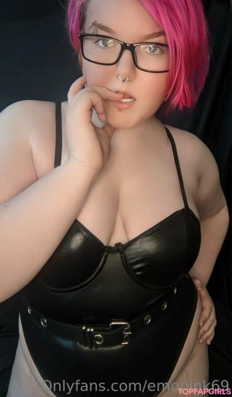 Emopink69 nude leaked OnlyFans photo #89