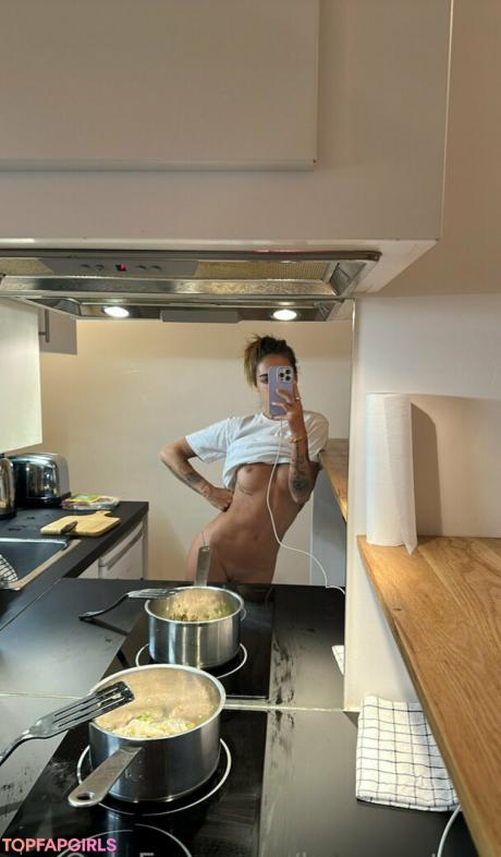 Lunaventura nude leaked OnlyFans photo #109