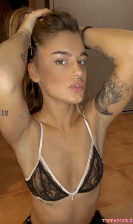 Lunaventura nude leaked OnlyFans photo #4