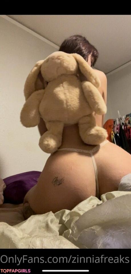 Zinniafreaks nude leaked OnlyFans photo #86