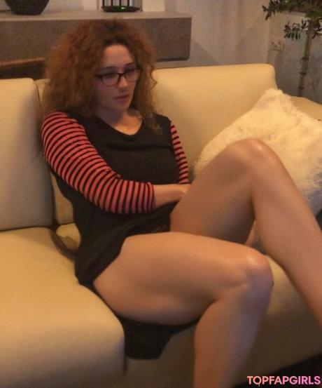 Mrs. nude leaked OnlyFans photo #51