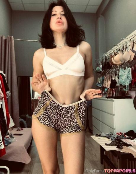 Nikki nude leaked OnlyFans photo #33