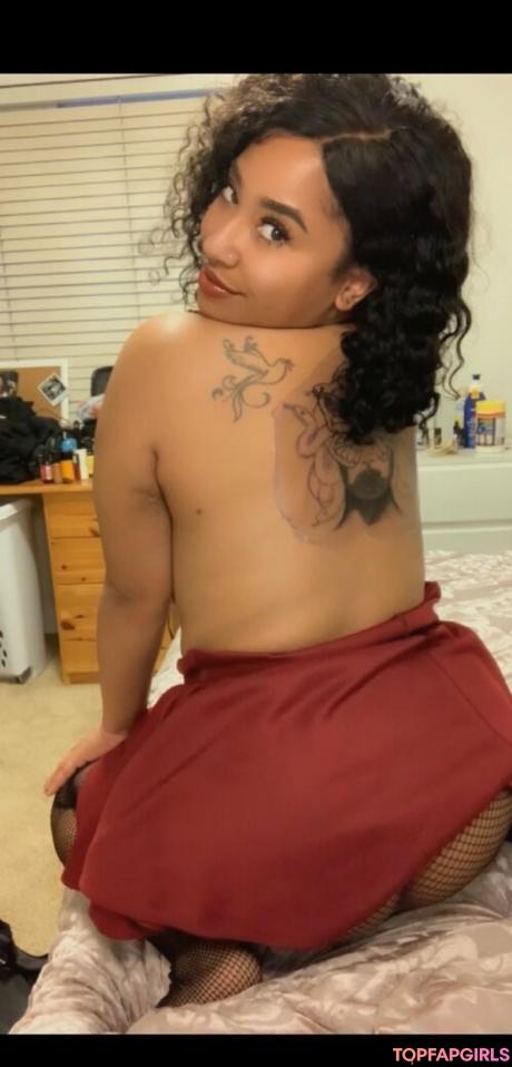 Prettymilly nude leaked OnlyFans photo #39