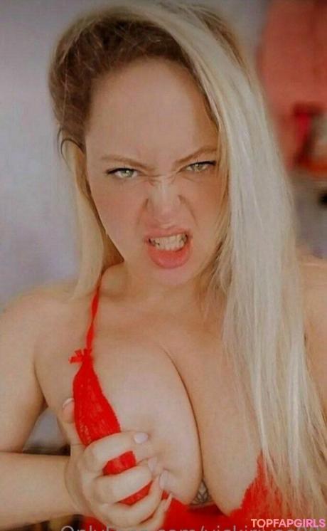 Vickirivas99 nude leaked OnlyFans photo #180