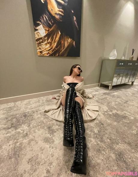 Carla nude leaked OnlyFans photo #7