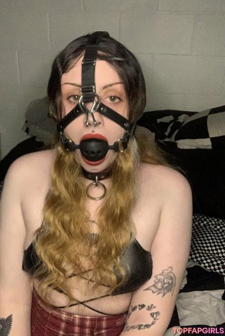 Gothbabybrat nude leaked OnlyFans photo #11