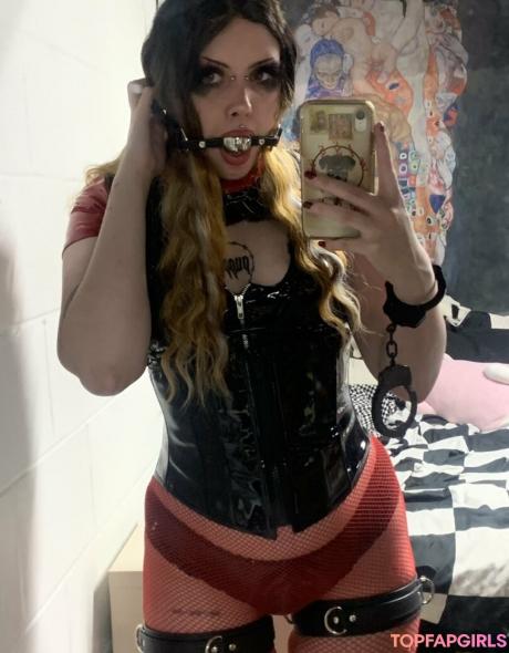 Gothbabybrat nude leaked OnlyFans photo #36