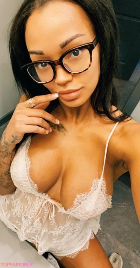 Harleydean nude leaked OnlyFans photo #59