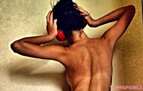 Silvia nude leaked OnlyFans photo #1