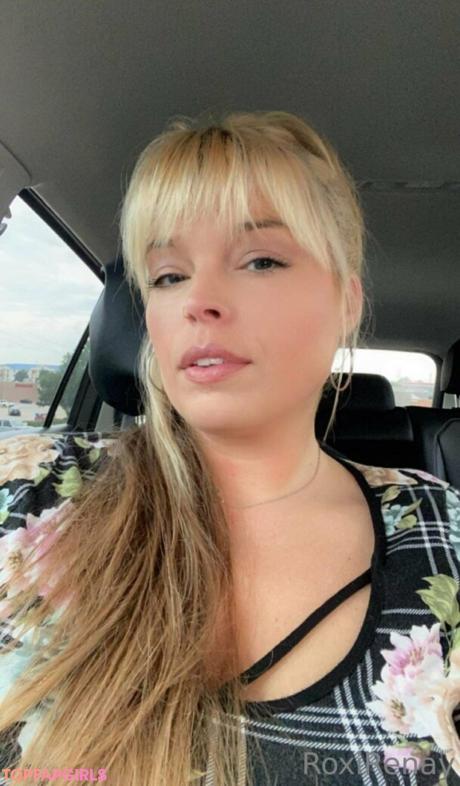 Roxirenay nude leaked OnlyFans photo #7
