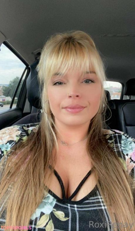 Roxirenay nude leaked OnlyFans photo #8