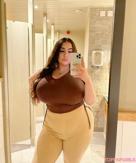 Pettiana nude leaked OnlyFans photo #2