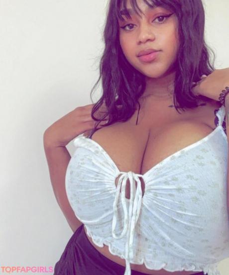 Dayanis nude leaked OnlyFans photo #44