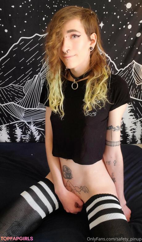 Safety nude leaked OnlyFans photo #200