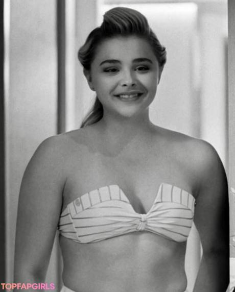 Chloe nude leaked OnlyFans photo #13