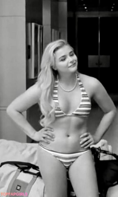 Chloe nude leaked OnlyFans photo #4
