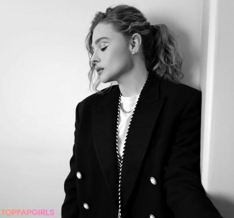 Chloe nude leaked OnlyFans photo #77