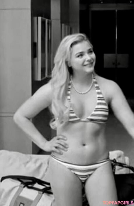 Chloe nude leaked OnlyFans photo #8