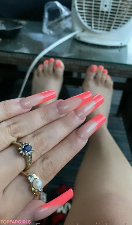 Mariiahriiah nude leaked OnlyFans photo #6