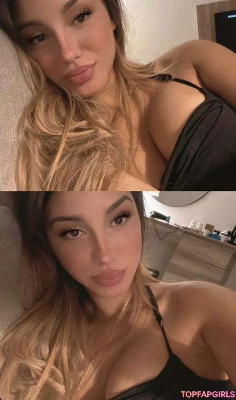 Rebecca nude leaked OnlyFans photo #1