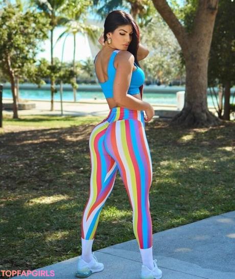 Claudia nude leaked OnlyFans photo #8