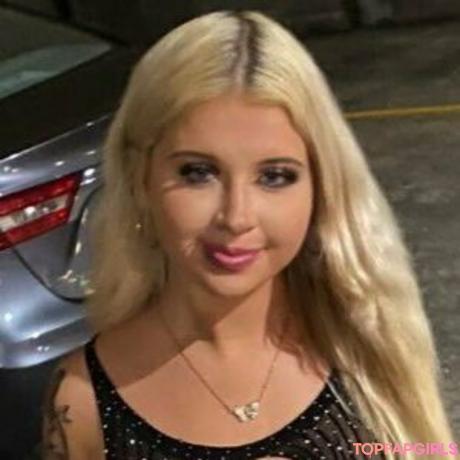 Kuttemreece nude leaked OnlyFans photo #6