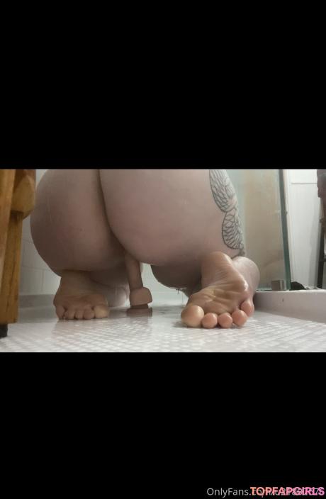 Uglyba nude leaked OnlyFans photo #8