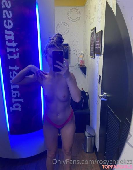 Rosycheekzz nude leaked OnlyFans photo #43