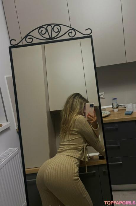 Heheh0 nude leaked OnlyFans photo #21